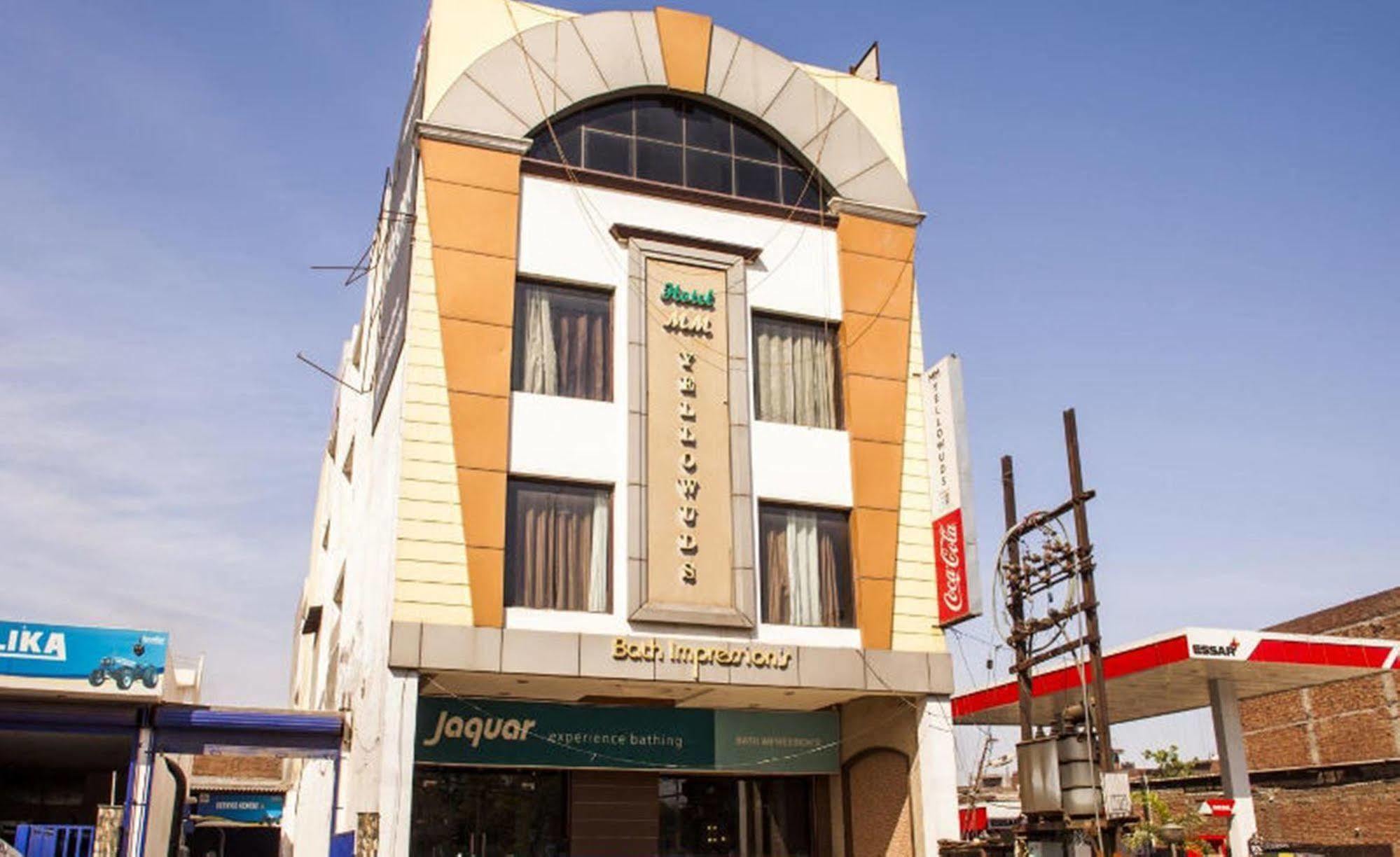 Hotel Mm Yellowuds Amritsar Exterior foto