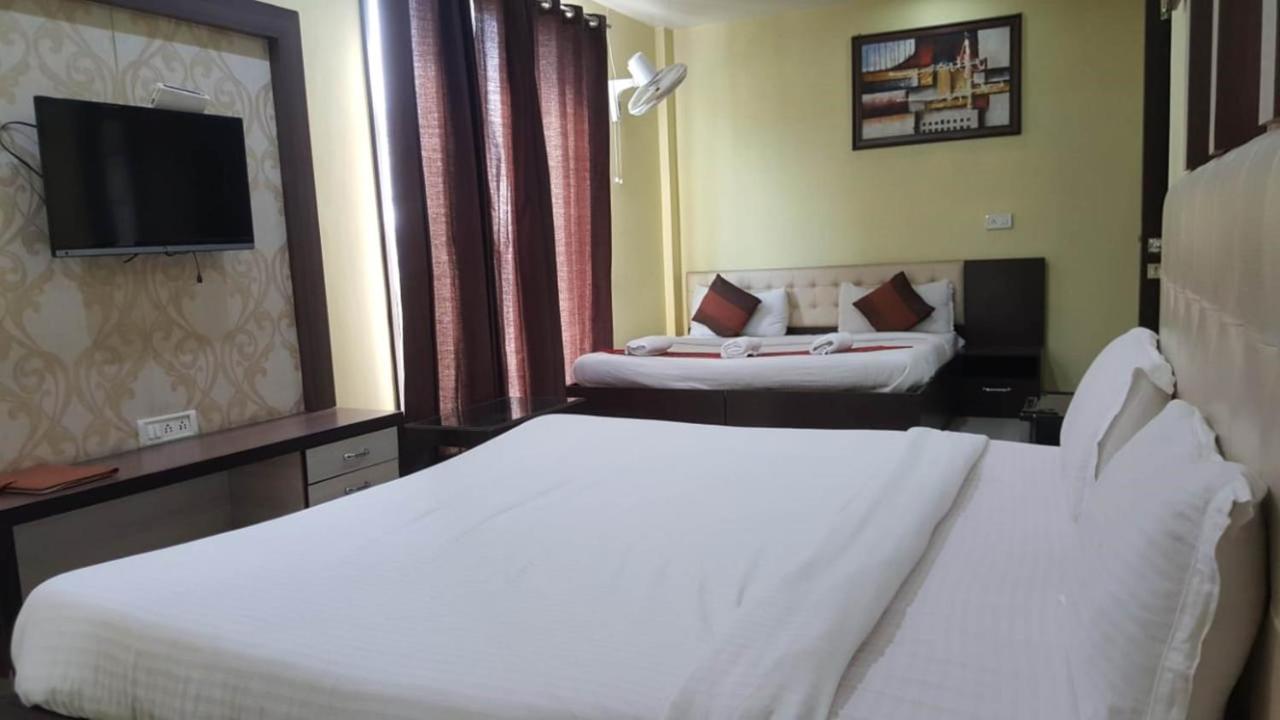 Hotel Mm Yellowuds Amritsar Exterior foto